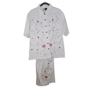 Studio West Floral Embroidered & Beaded Twill White Capri Outfit Set 3x